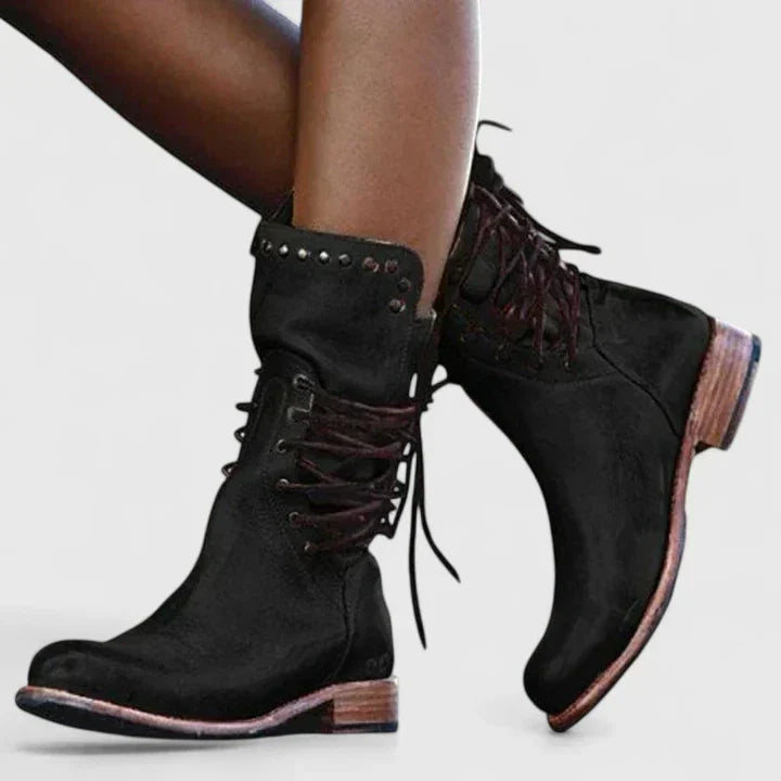 Botas de cuero para la elegancia diaria en Negro