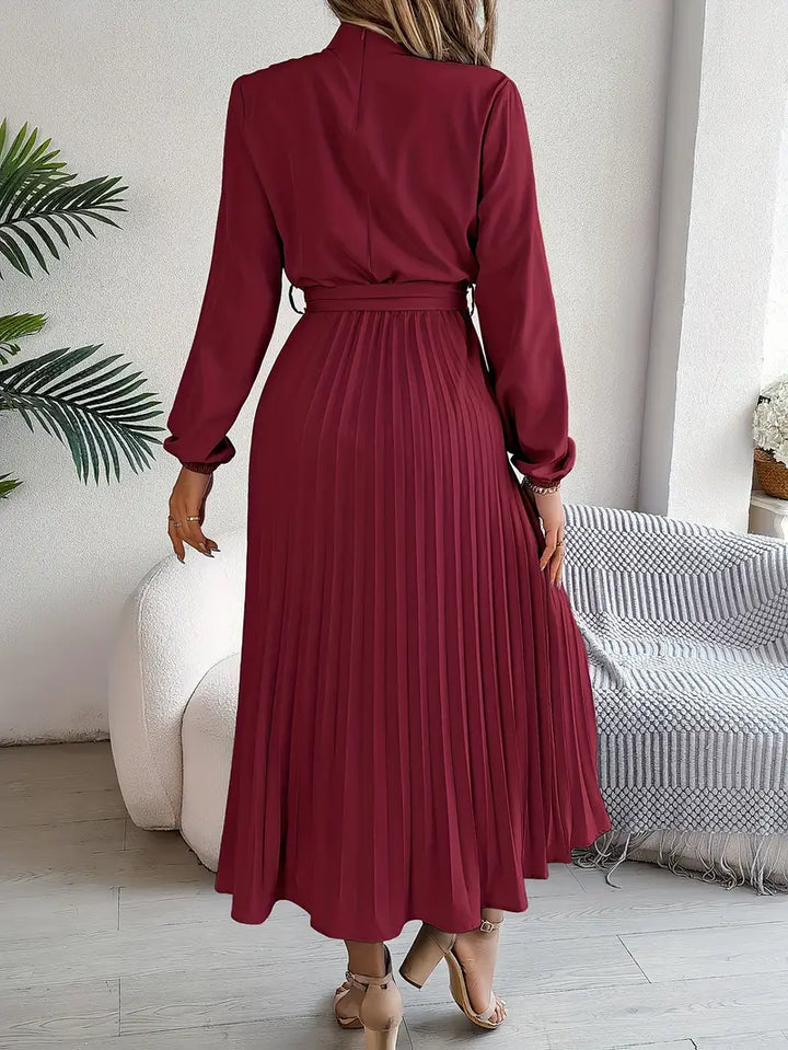 Damen Langes Abendkleid im Plissee-Stil (6)