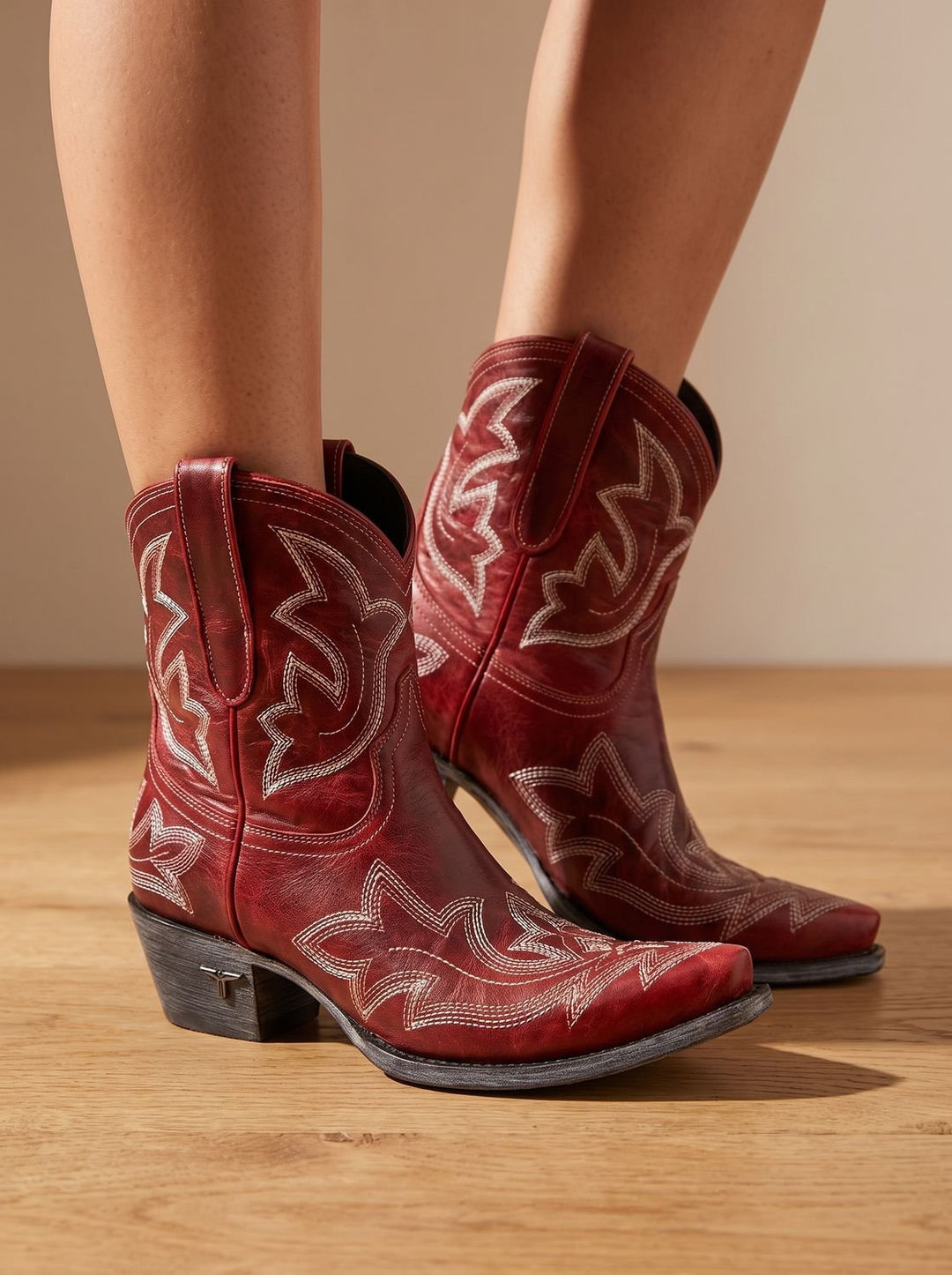 Damen Lederstiefel im Western-Stil mit Stickerei in Rot