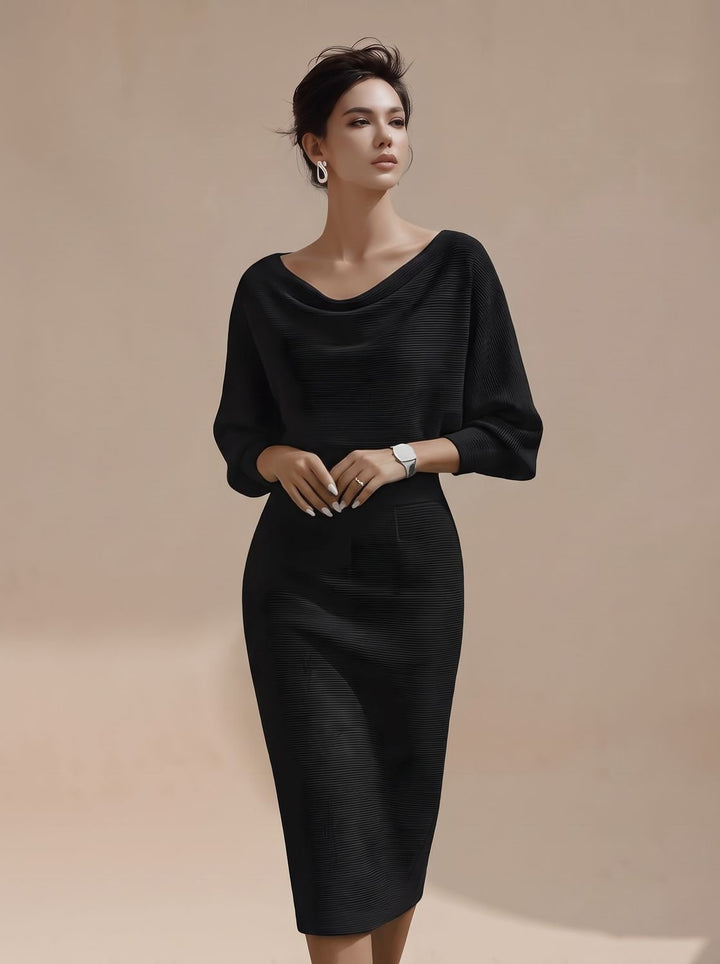 Damen Pullover Midi-Kleid aus Strick in Schwarz