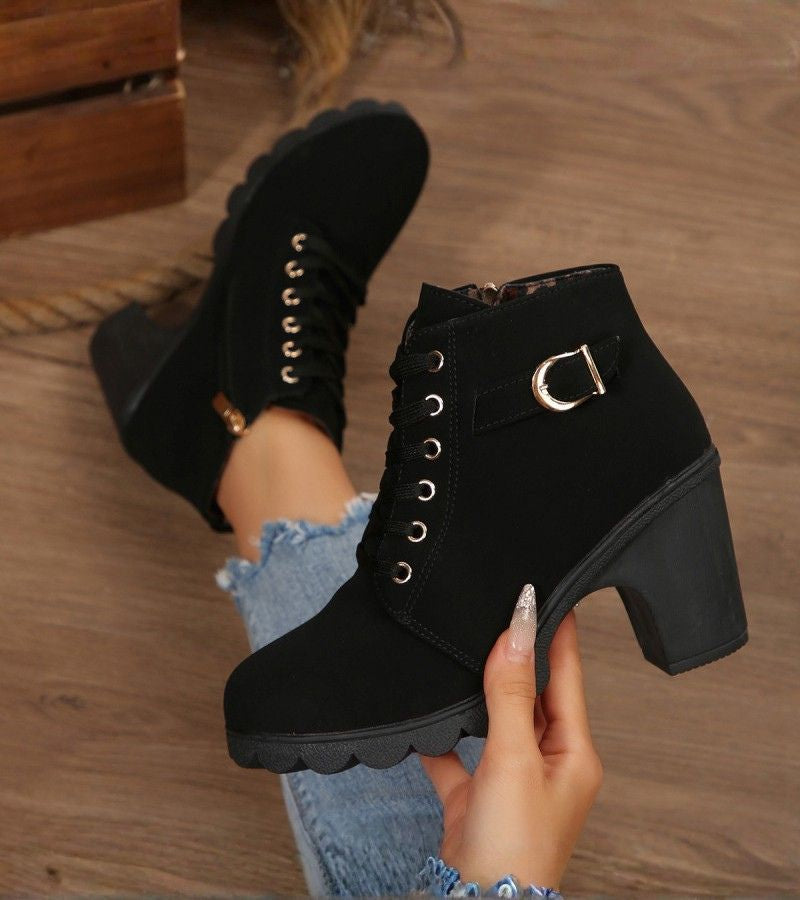 Damen Schnürstiefel im modernen Stil mit Schnalle in Schwarz
