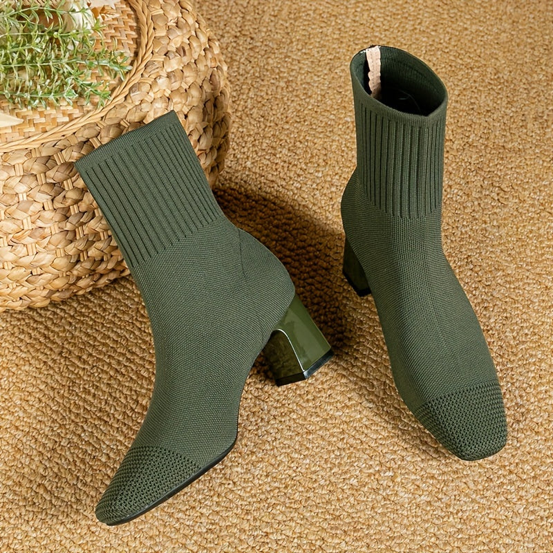 Damen Stiefeletten mit Strickschaft und Blockabsatz in Grün