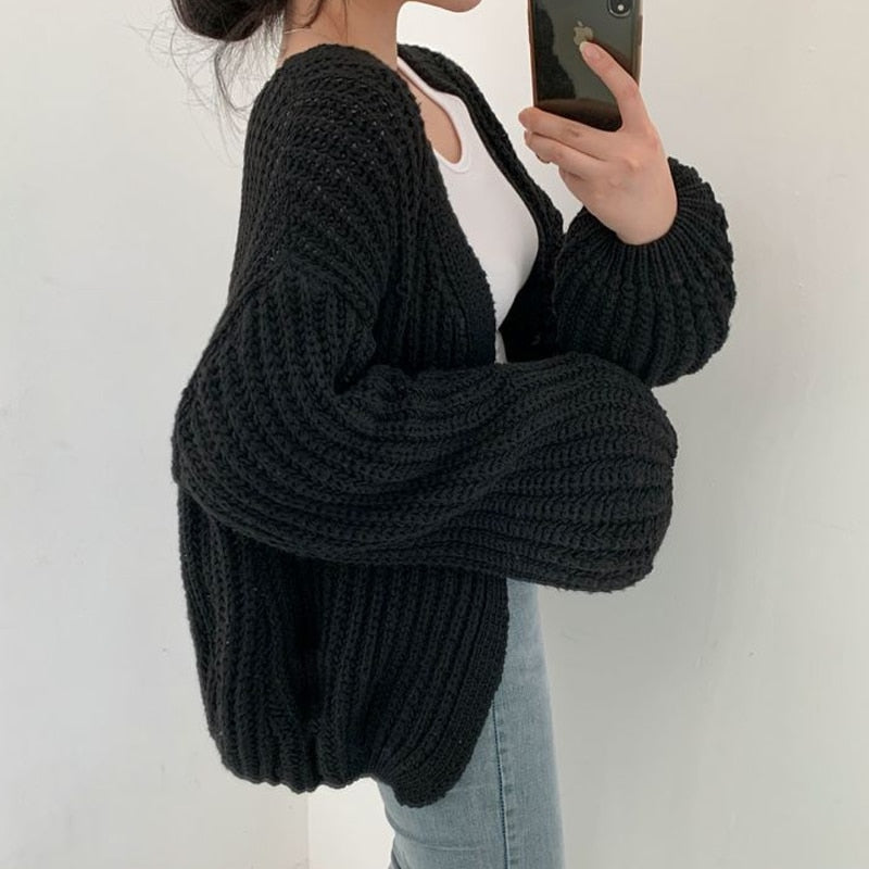 Damen Strickjacke Grobstrick für den Herbst in Schwarz