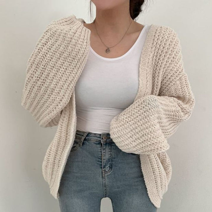 Damen Strickjacke Grobstrick für den Herbst in Weiß