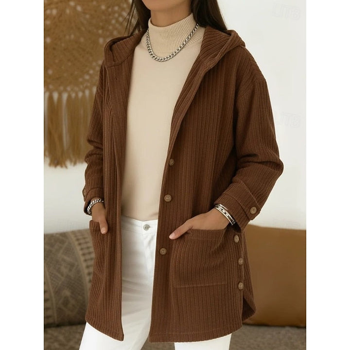 Damen Strickjacke mit Kapuze im Herbst in Kaffee