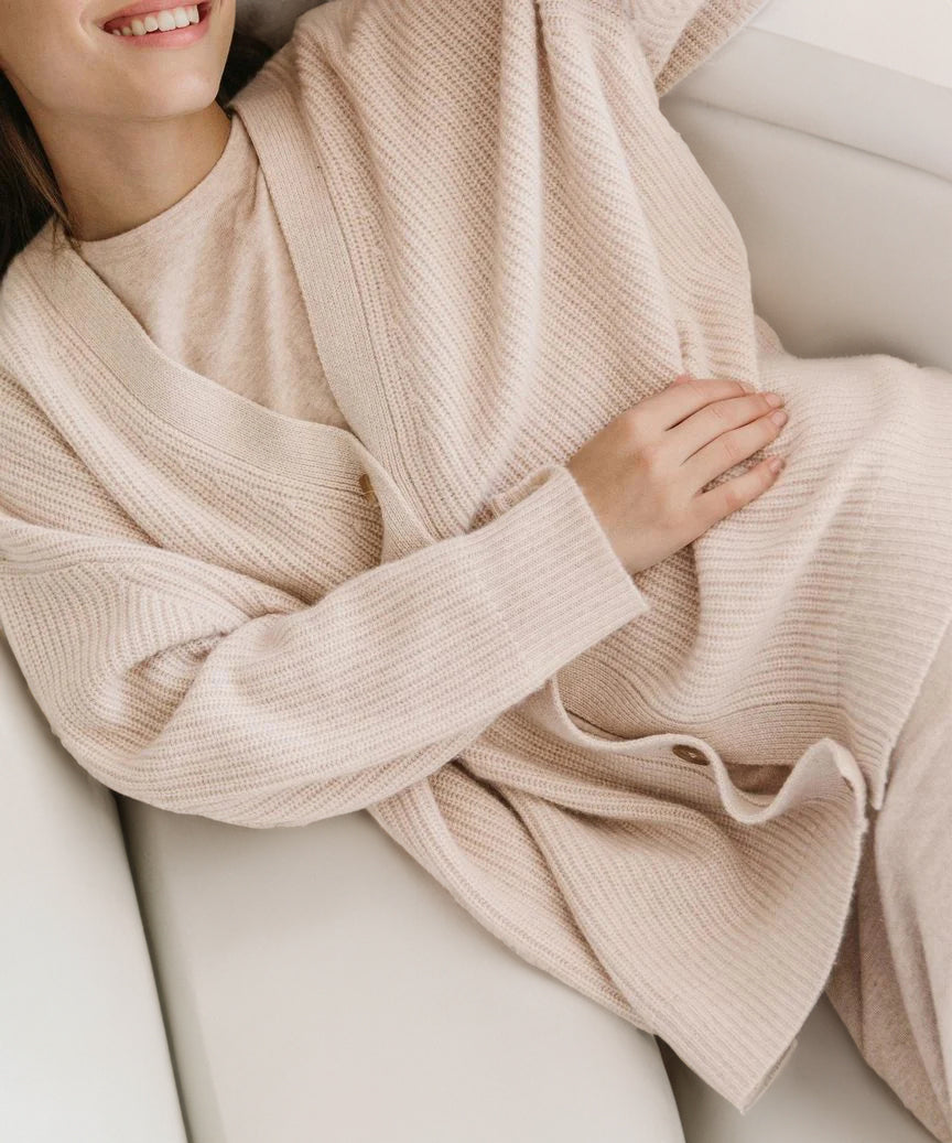 Damen Strickjacke Oversized mit Knopfleiste für Herbst (17)