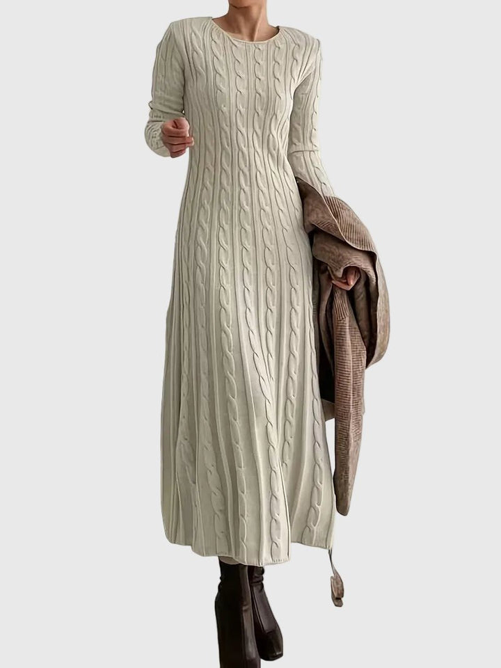 Damen Strickkleid Maxi im klassischen Zopfmuster in Aprikose