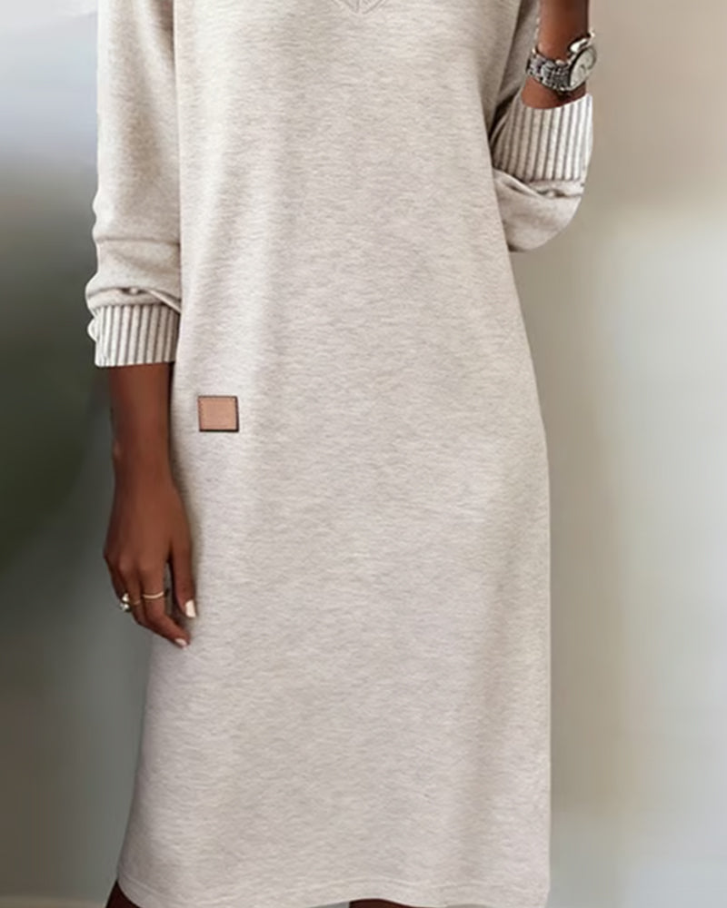 Damen Strickkleid Midi mit V-Ausschnitt zum Herbst (6)
