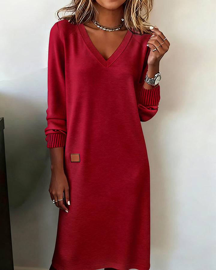 Damen Strickkleid Midi mit V-Ausschnitt zum Herbst in Rot