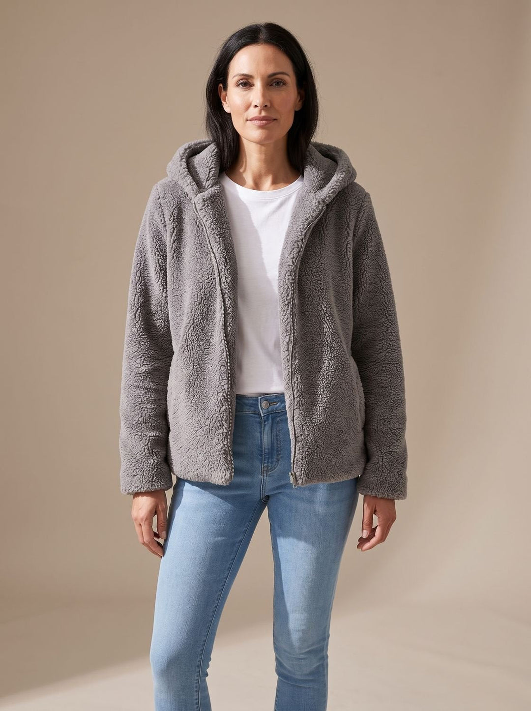 Damen Wintermantel aus Teddyfleece mit Kapuze in Grau