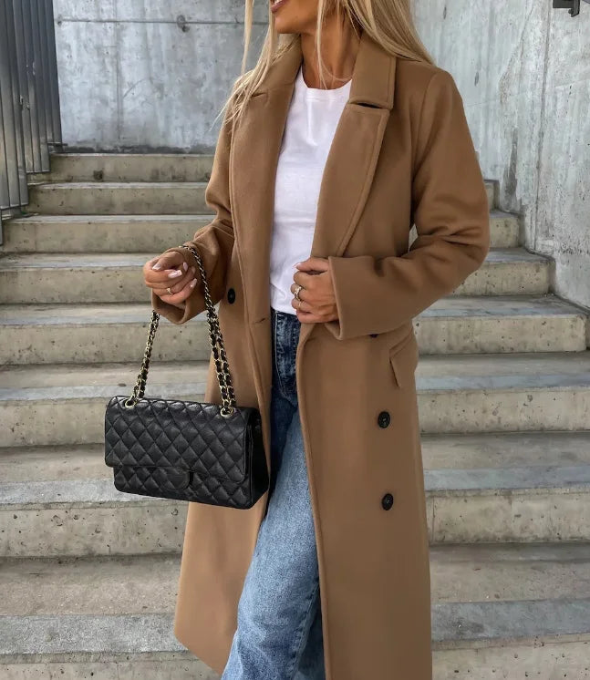 Damen Wintermantel im klassischen Trench-Stil in Hellbraun