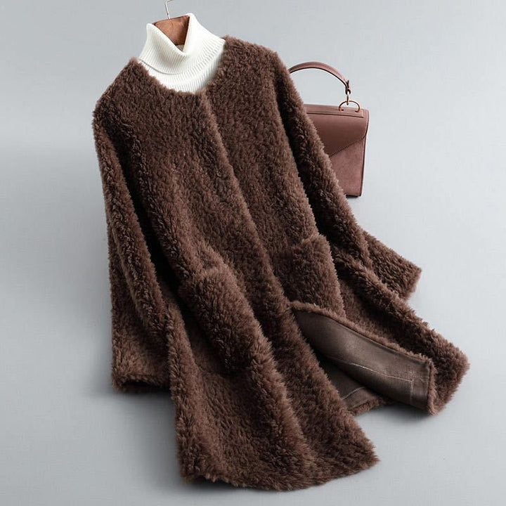 Damen Wintermantel mit fließender Silhouette aus Schaffell in Mocha Brown