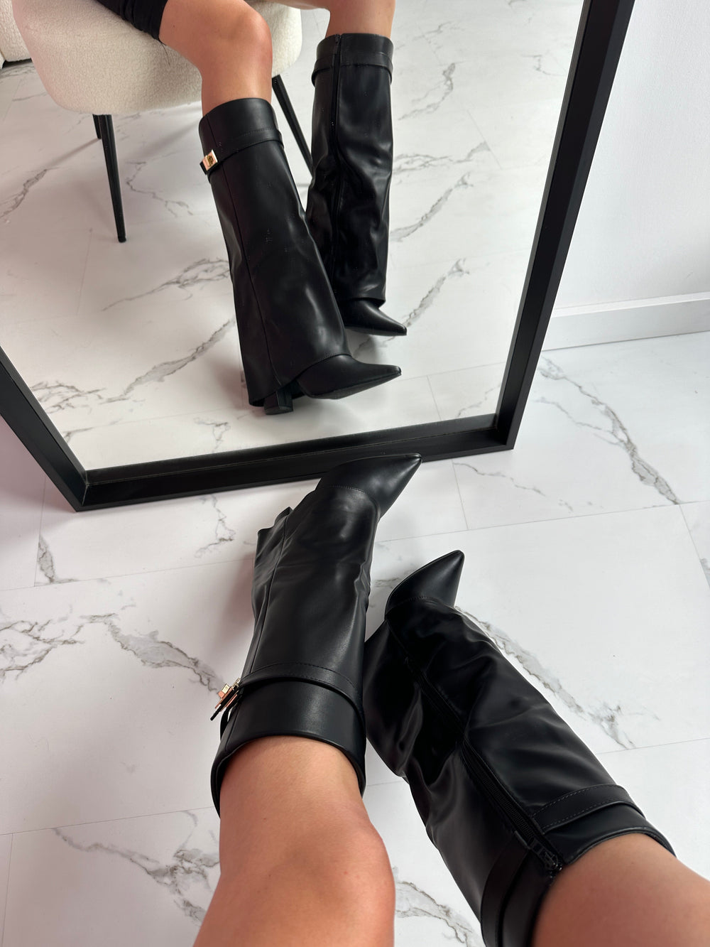 Elegante Damen Kniestiefel aus edlem Leder (2)