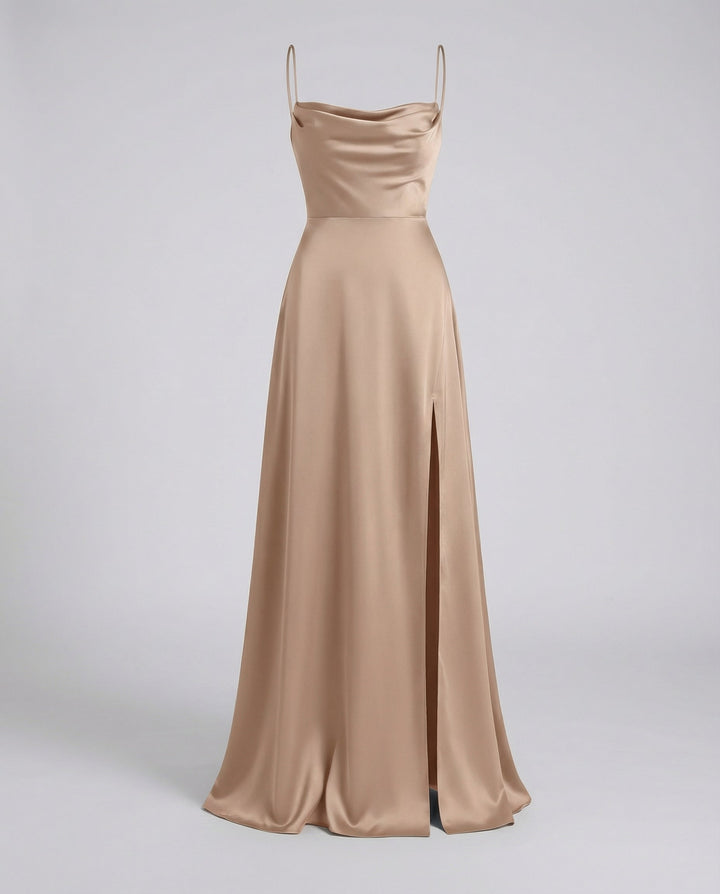 Elegante Vestido de Invitada Maxi de Seda en Marrón