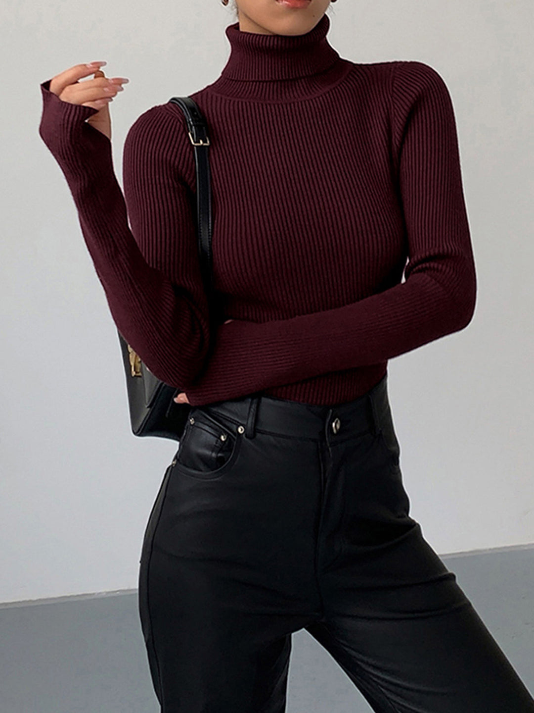 Eleganter Damen Pullover mit Rollkragen in Bordeaux Red