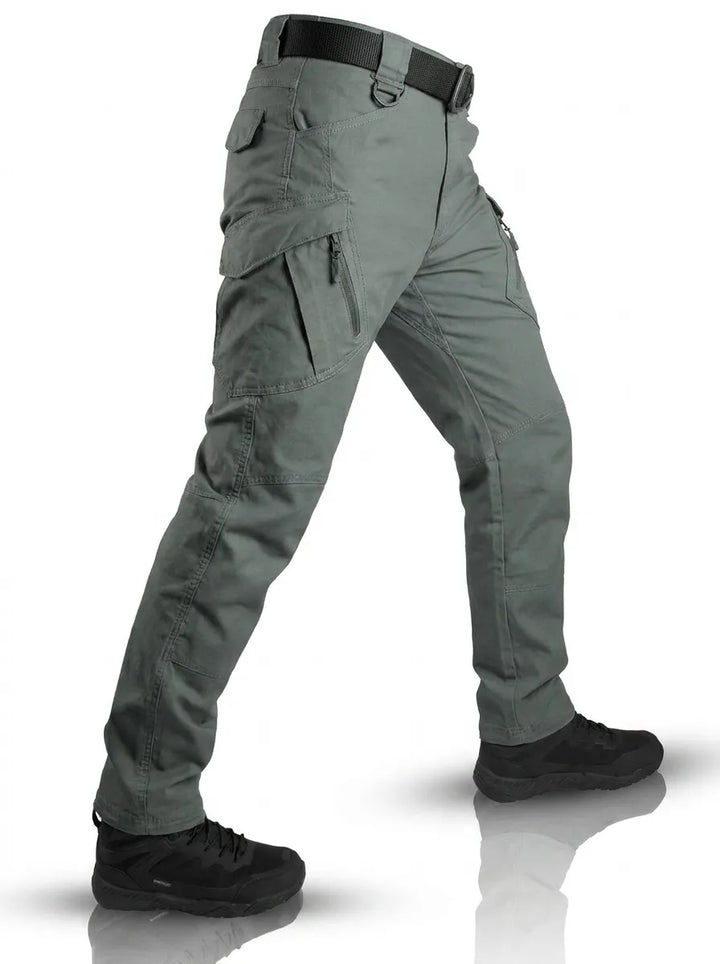 Herren Cargo-Hose für Freizeit und Outdoor in Grün