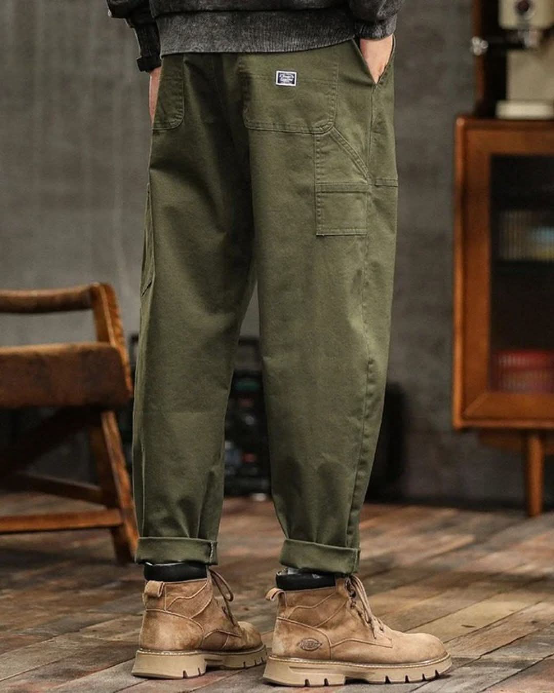 Herren Cargohose Loose Fit für Rucksack-Träger (5)