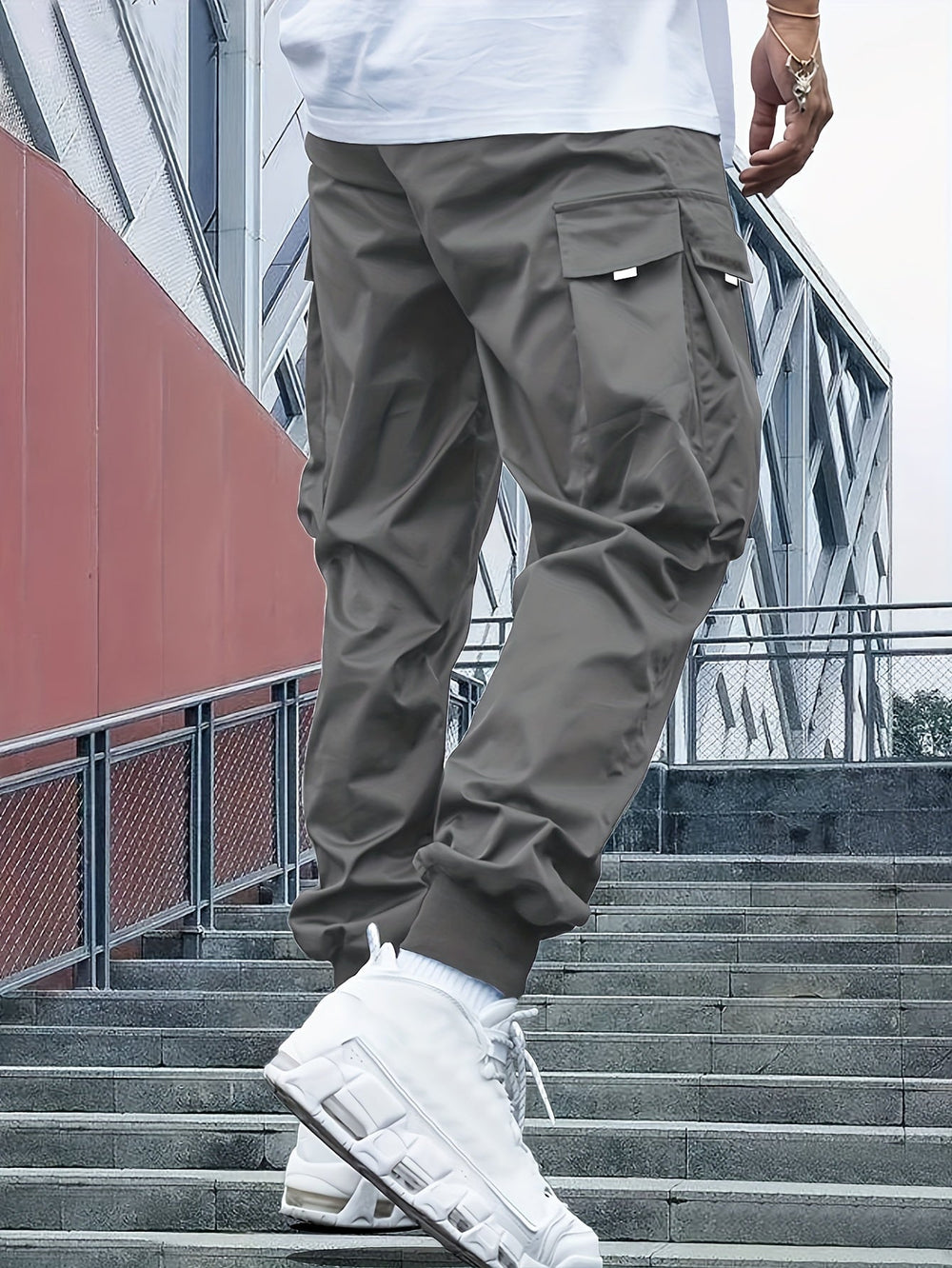 Herren Cargohose mit Jogger-Schnitt für den Alltag (2)