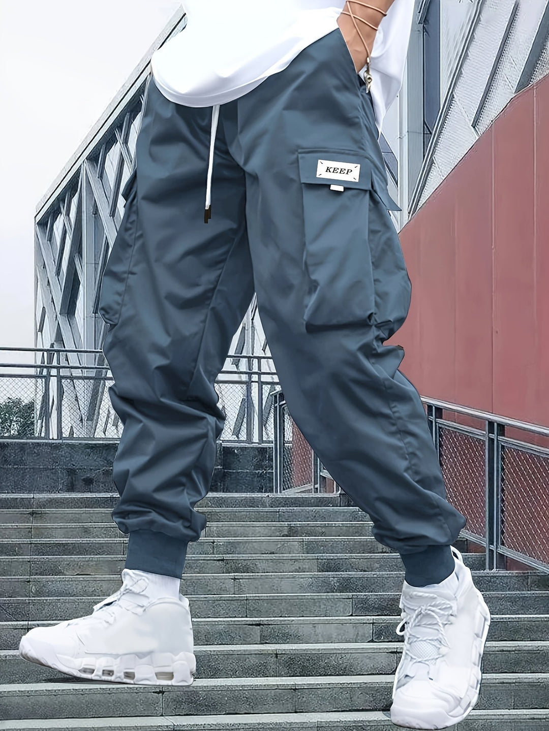 Herren Cargohose mit Jogger-Schnitt für den Alltag in Blau