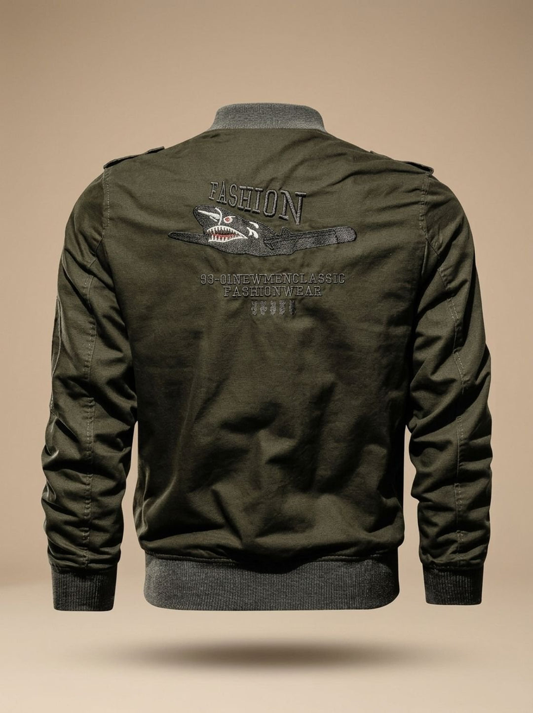 Herren Jacke im Bomberstil mit Military-Patches (4)