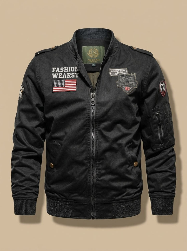 Herren Jacke im Bomberstil mit Military-Patches in Schwarz
