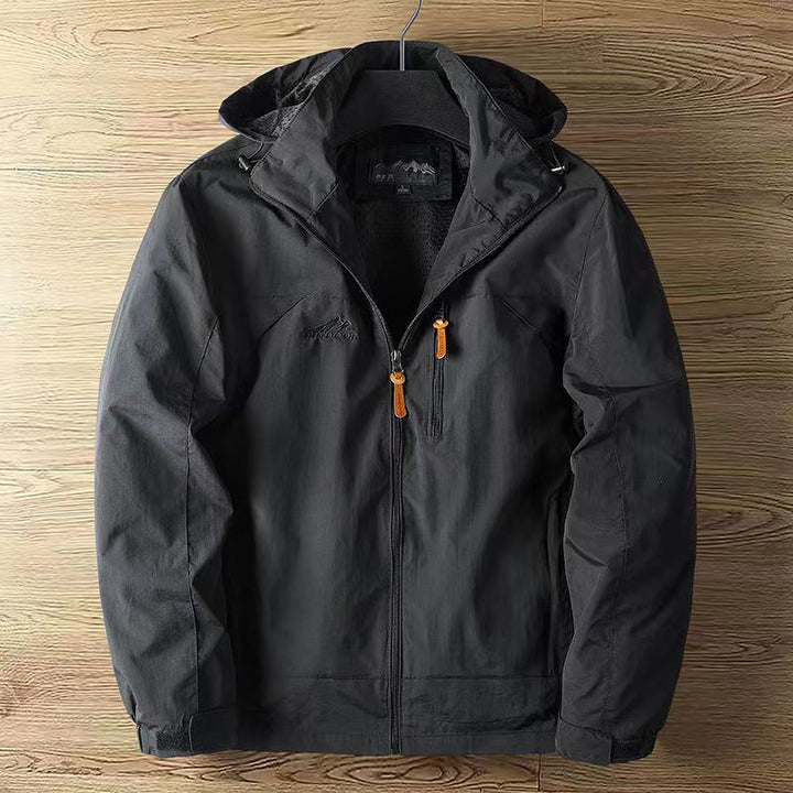 Herren Jacke mit Wetterschutz für den Herbst in Schwarz
