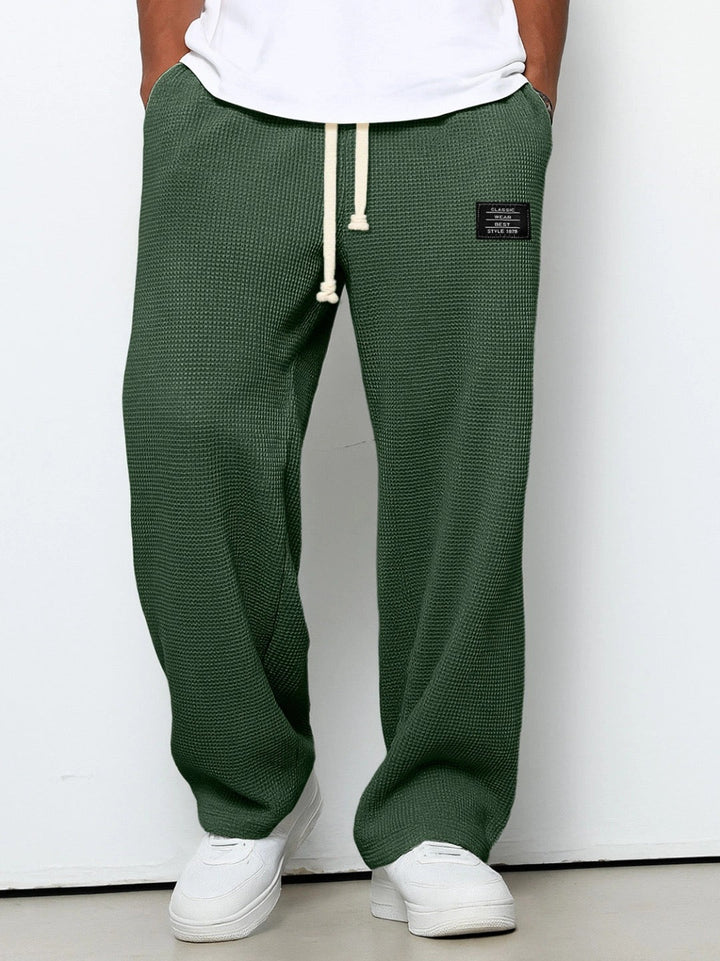 Herren Jogginghose im Urban-Stil mit tiefen Taschen in Dunkelgrün