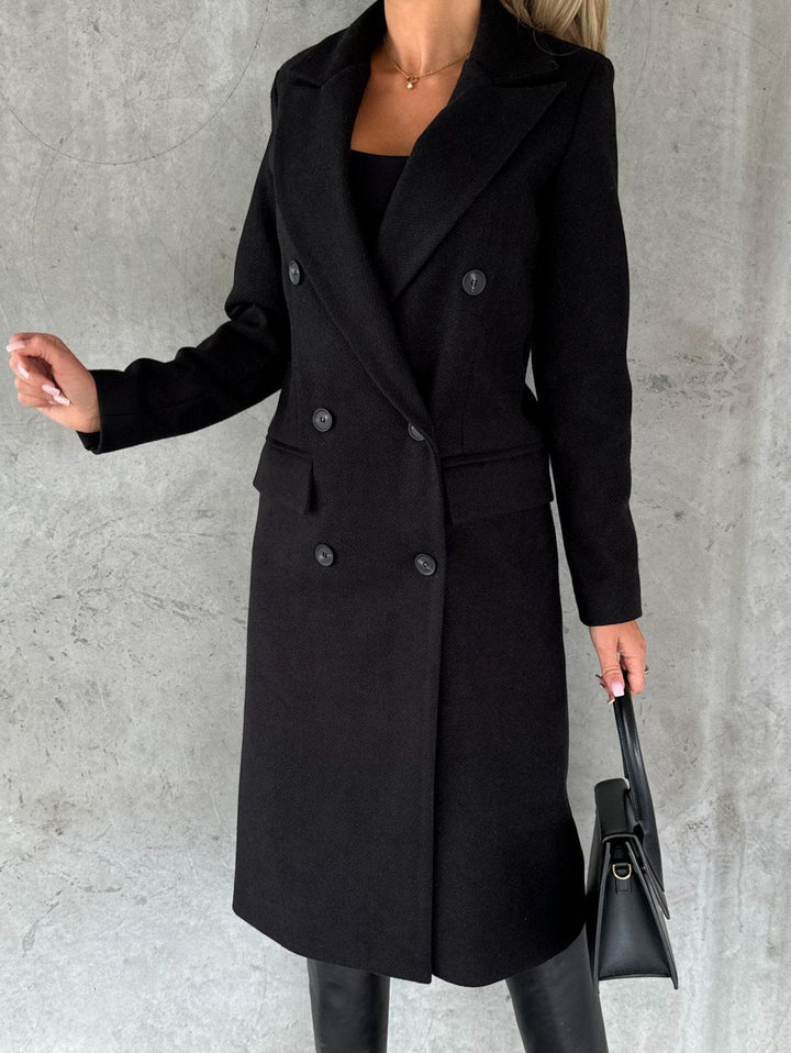 Klassischer Damen Wintermantel mit Doppelreiher in Schwarz