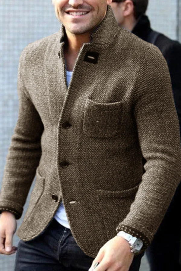 Kurze Damen Strickjacke zeitlos elegant in Khaki
