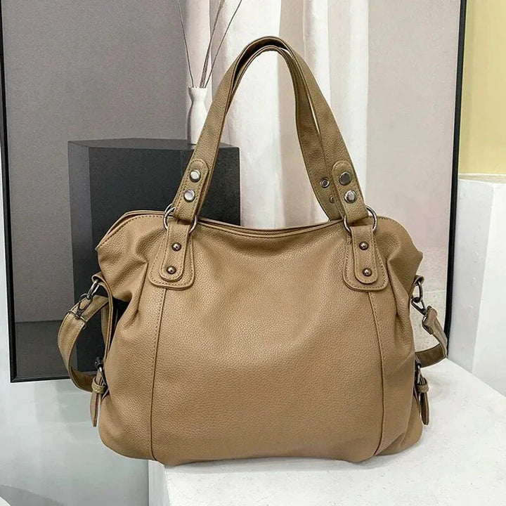 Large Black Leather-Look Studded Shoulder en Beige