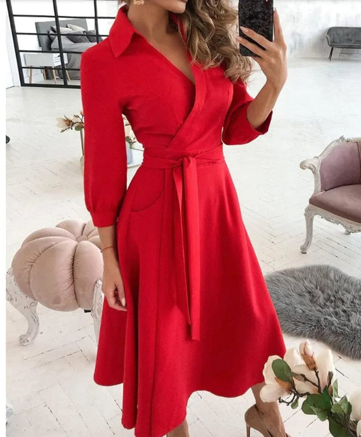 Schickes Midi-Kleid mit Gürtel en Rojo