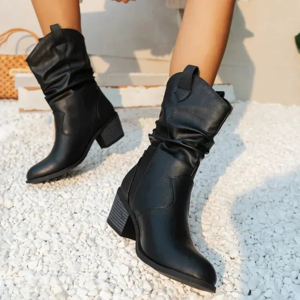 Schwarze Damen Stiefeletten im Slouch-Stil (2)