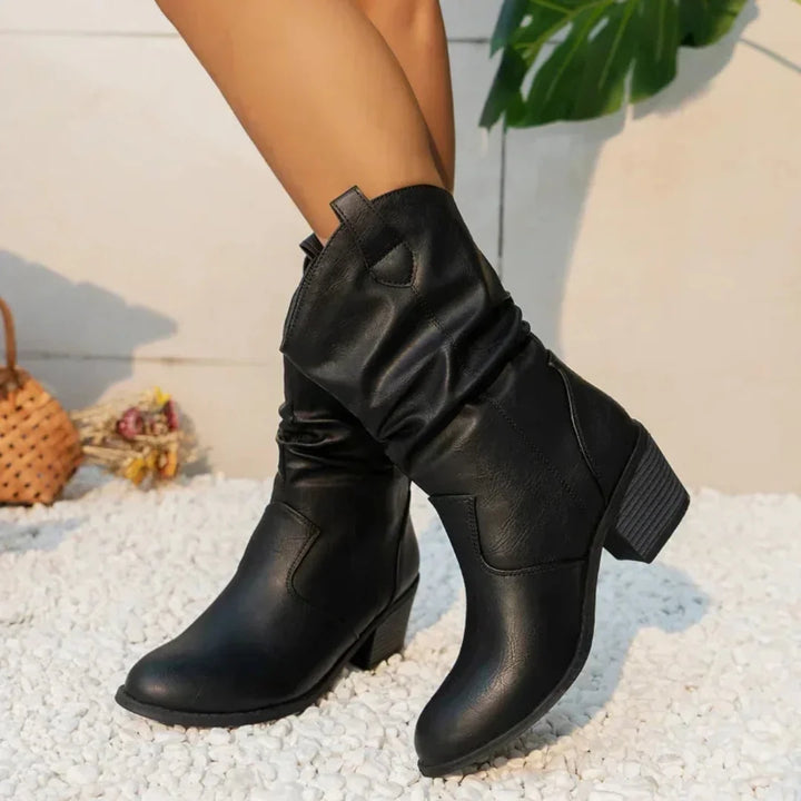 Schwarze Damen Stiefeletten im Slouch-Stil (3)