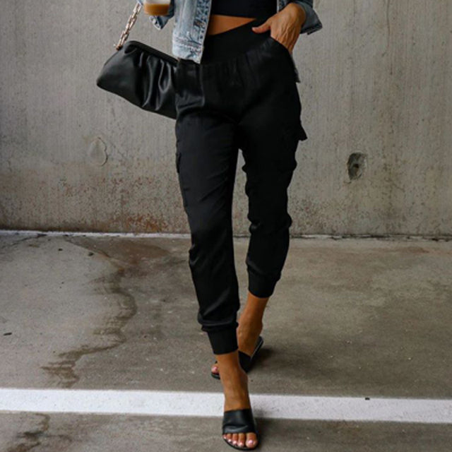 Sofisticados Pantalones Cargo en Negro