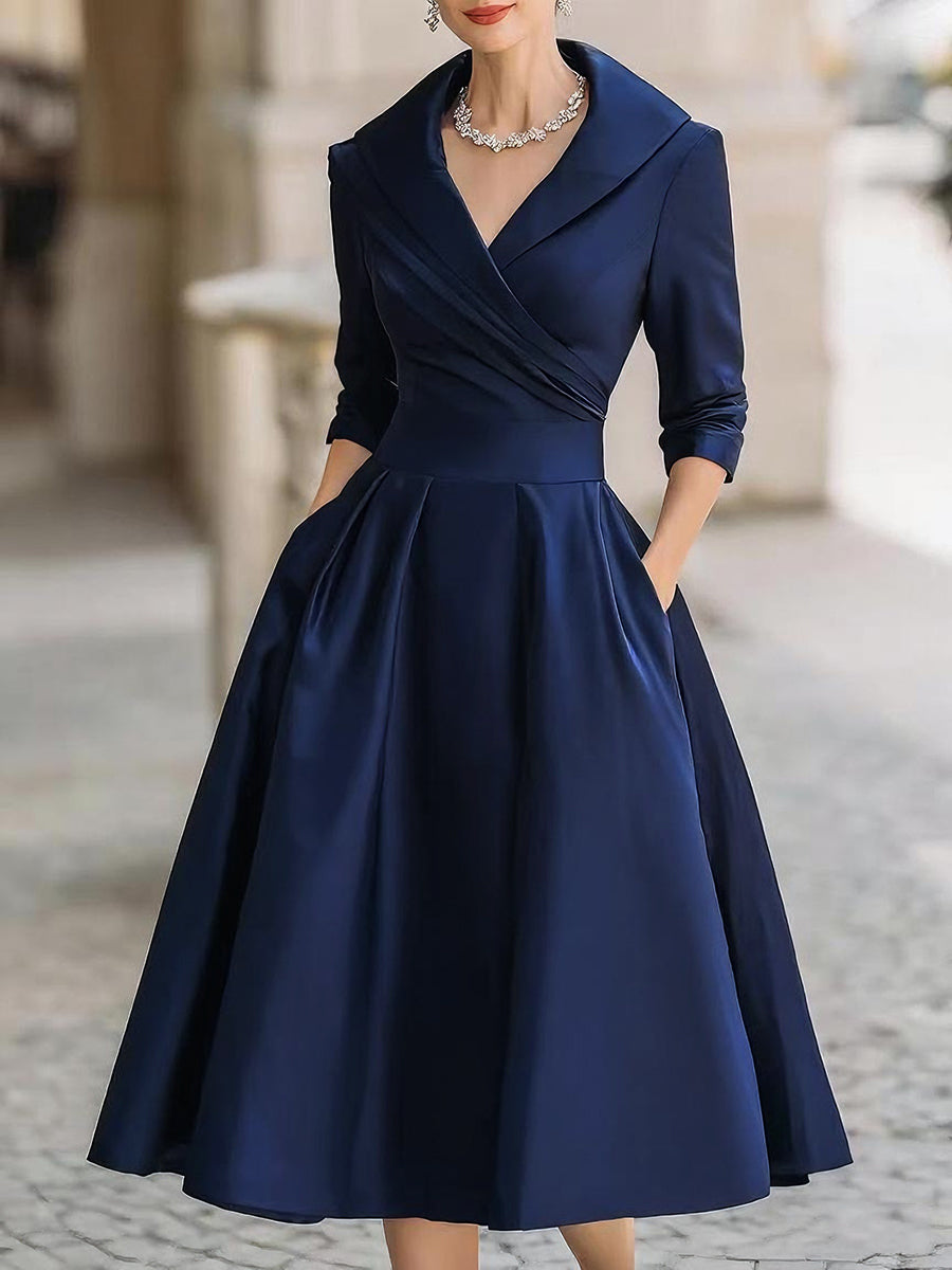 Vestido de invitada para bodas otoñales en Azul marino