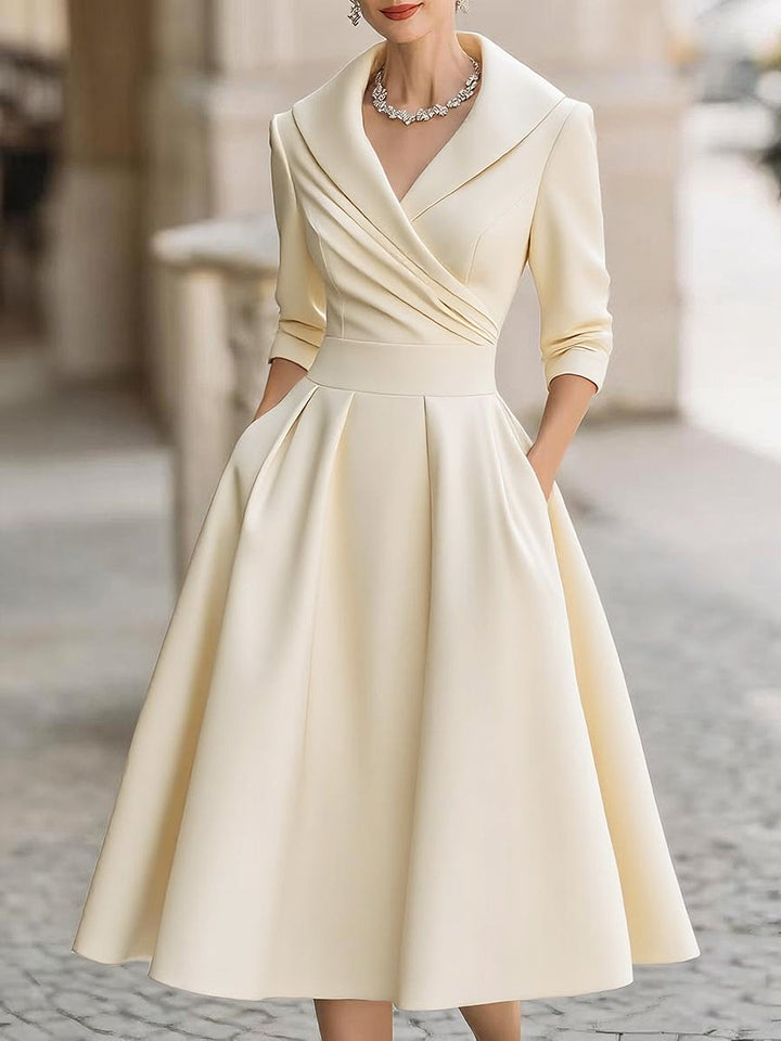 Vestido de invitada para bodas otoñales en Beige