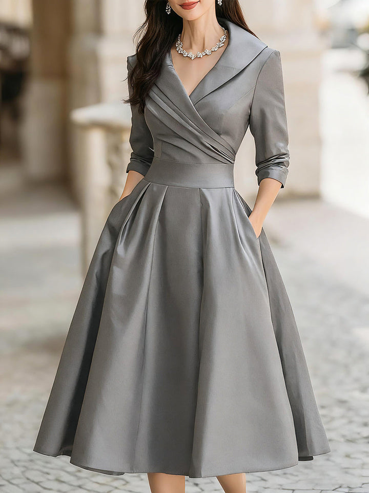 Vestido de invitada para bodas otoñales en Gris