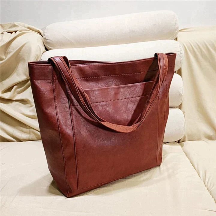 Women's Large Leather Shoulder Tote en Rojo