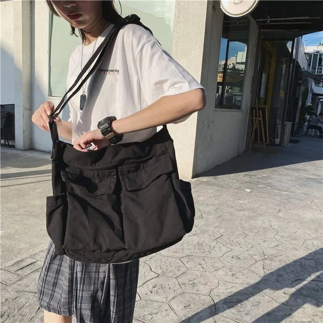 Women's Vintage Multi-Pocket Canvas Tote (2)