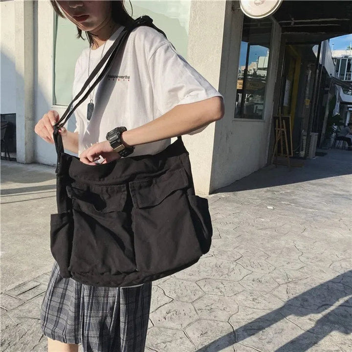 Women's Vintage Multi-Pocket Canvas Tote (2)