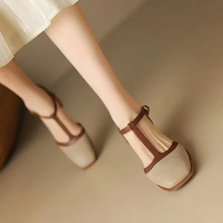 Zapatos de Mujer Clásicos con Tacón Medio en Beige